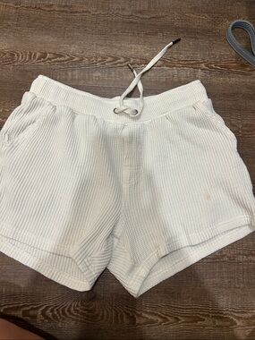 Women’s Waffle-Knit Drawstring Athletic Shorts - White